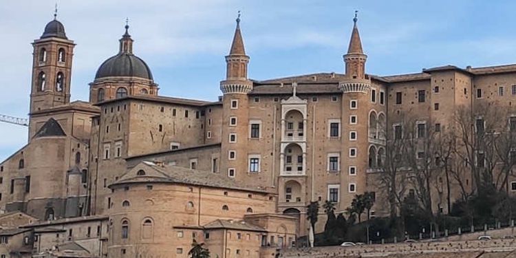 ACQUALAGNA, VIAGGIO TRA I TARTUFI